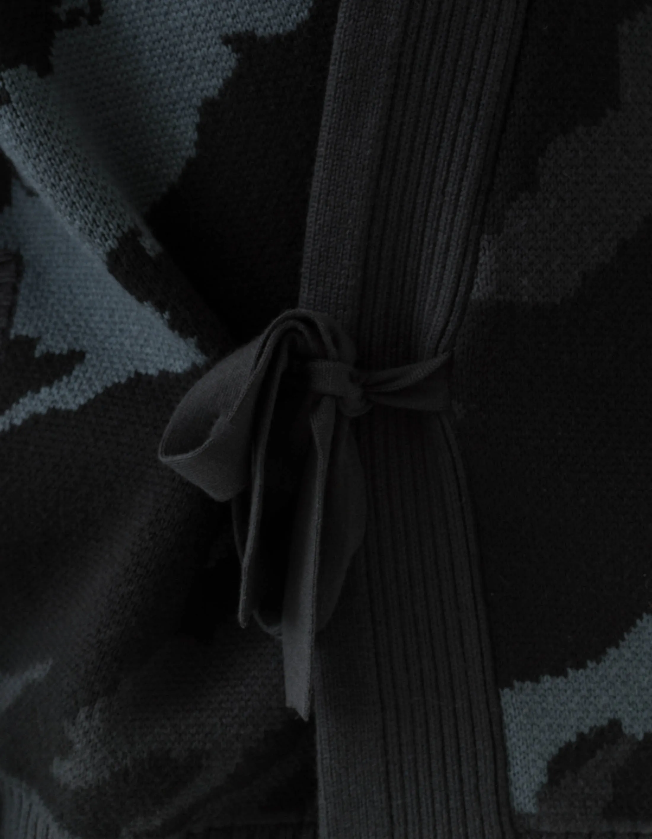 1090 Camo Knitted Kimono Subdued Night