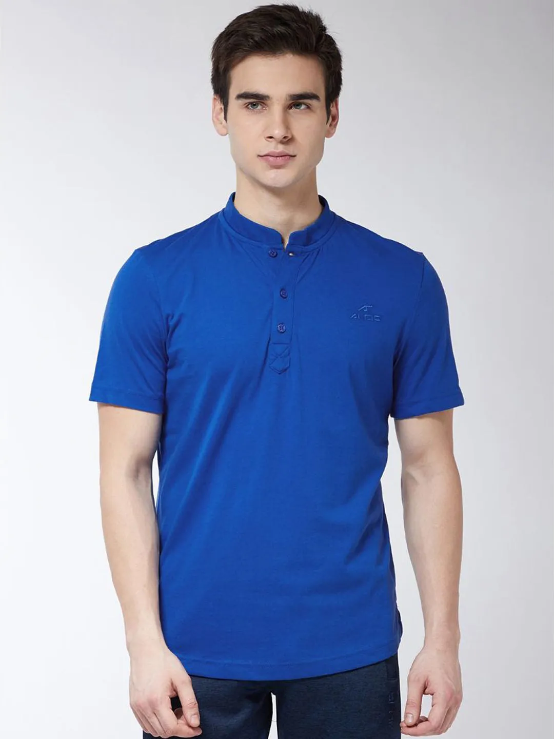 Alcis Men Blue Solid Mandarin Collar Yoga T-shirt