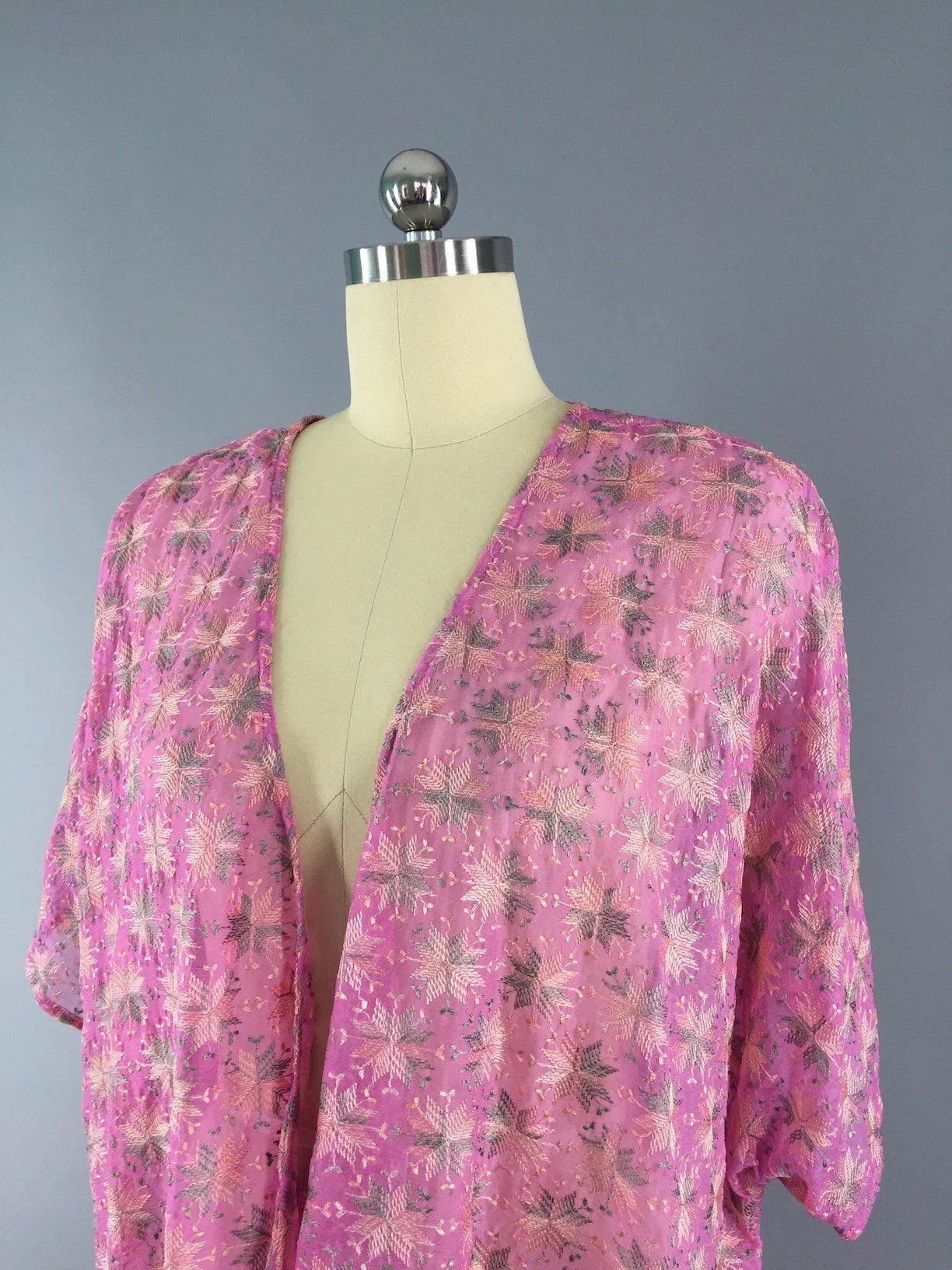 Chiffon Kimono Cardigan / Vintage Indian Silk Sari / Pink Embroidered Stars