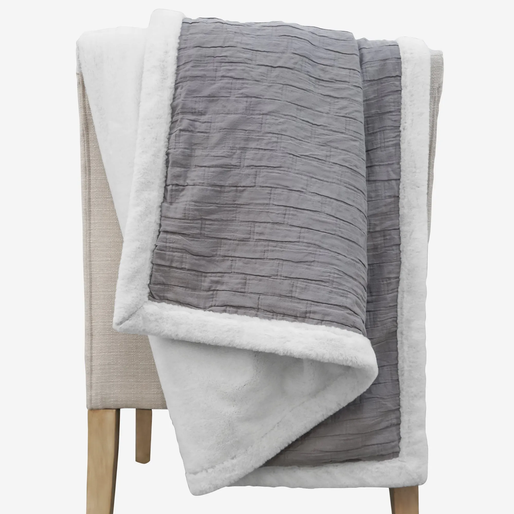 Down Linens Matelassé Throw