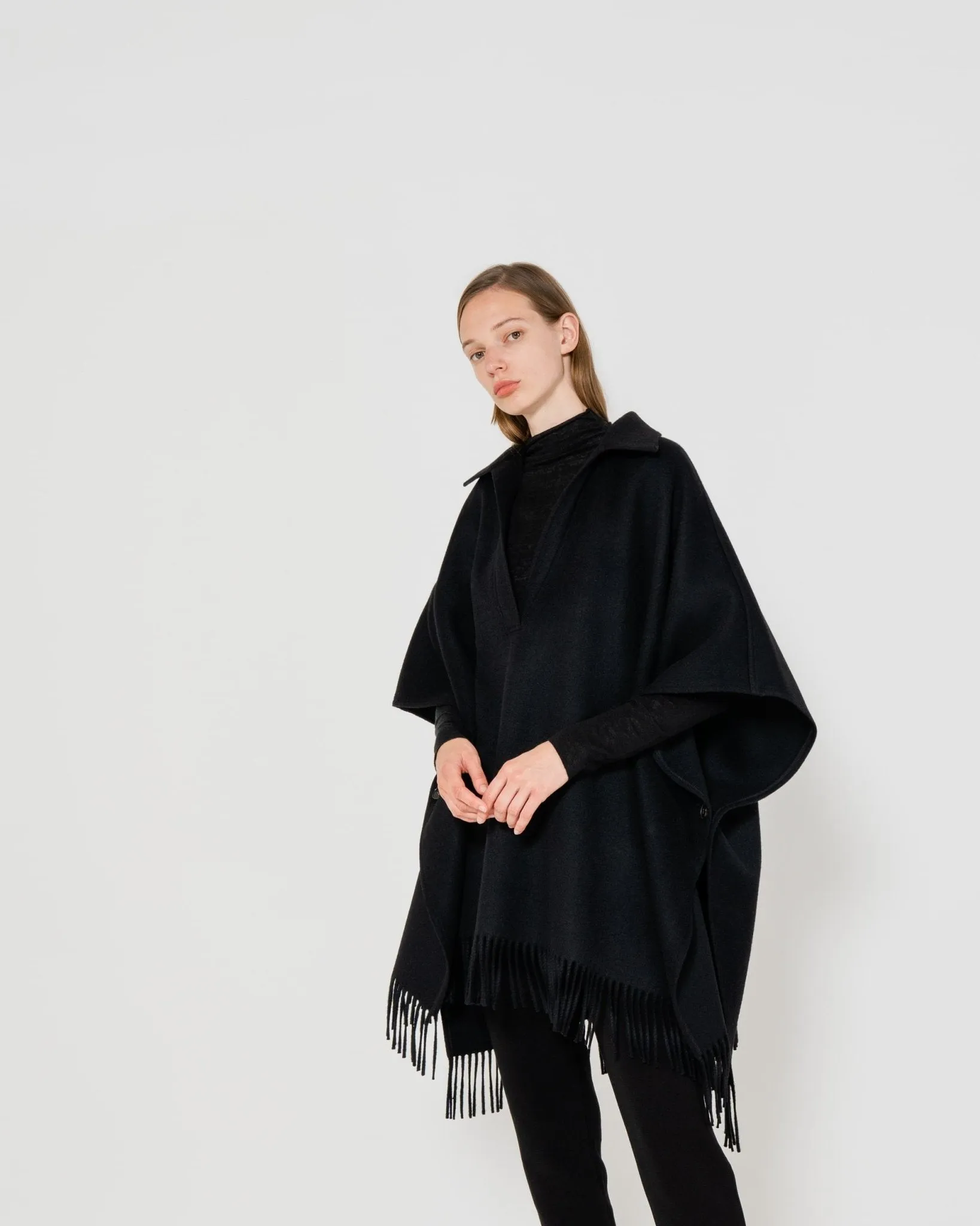 Fringe Wool Poncho | Black