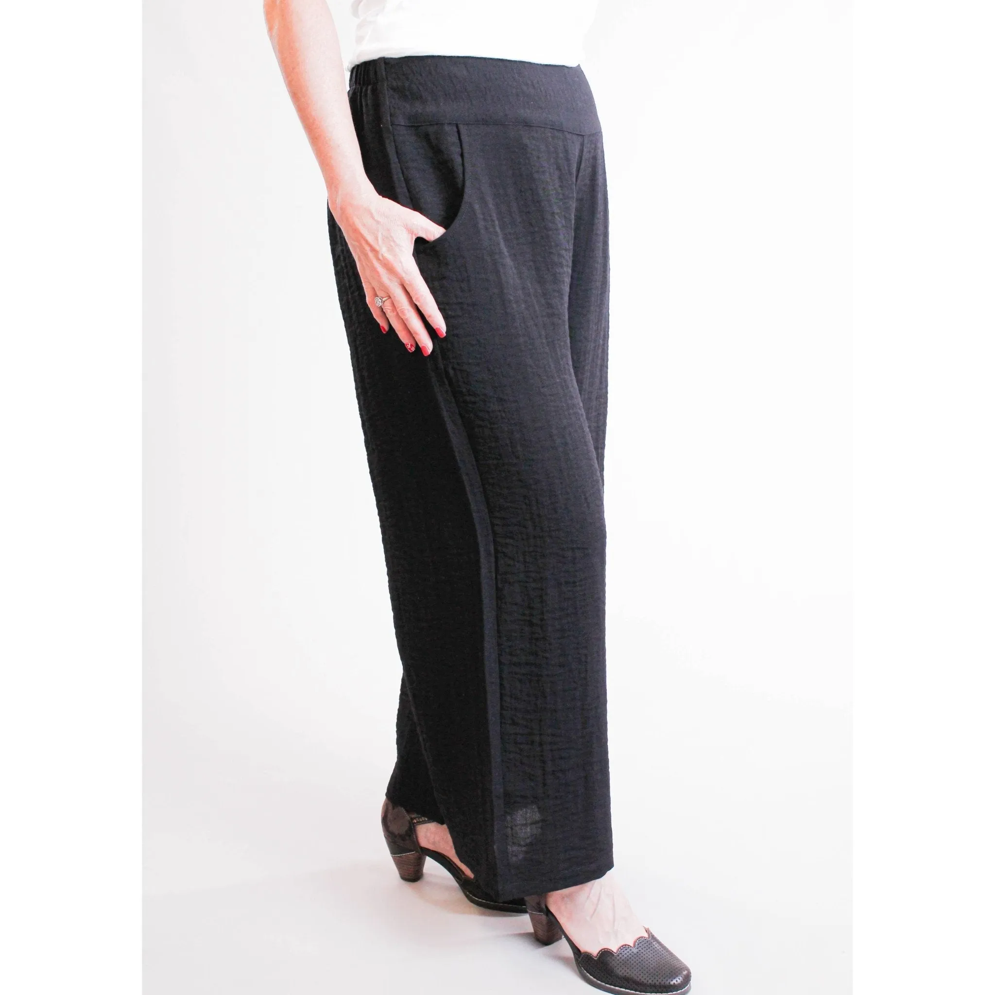 Habitat Express Travel Crop Pant