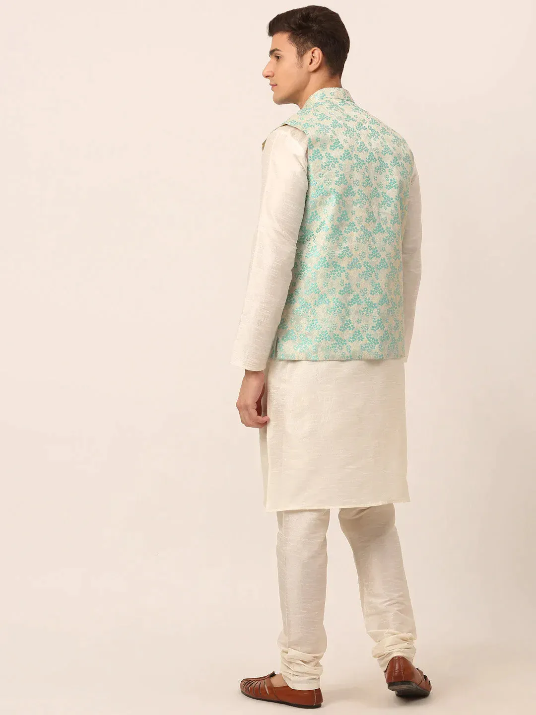 Men'S Solid Kurta Pyjama With Sky Blue Floral Embroidered Nehru Jacket