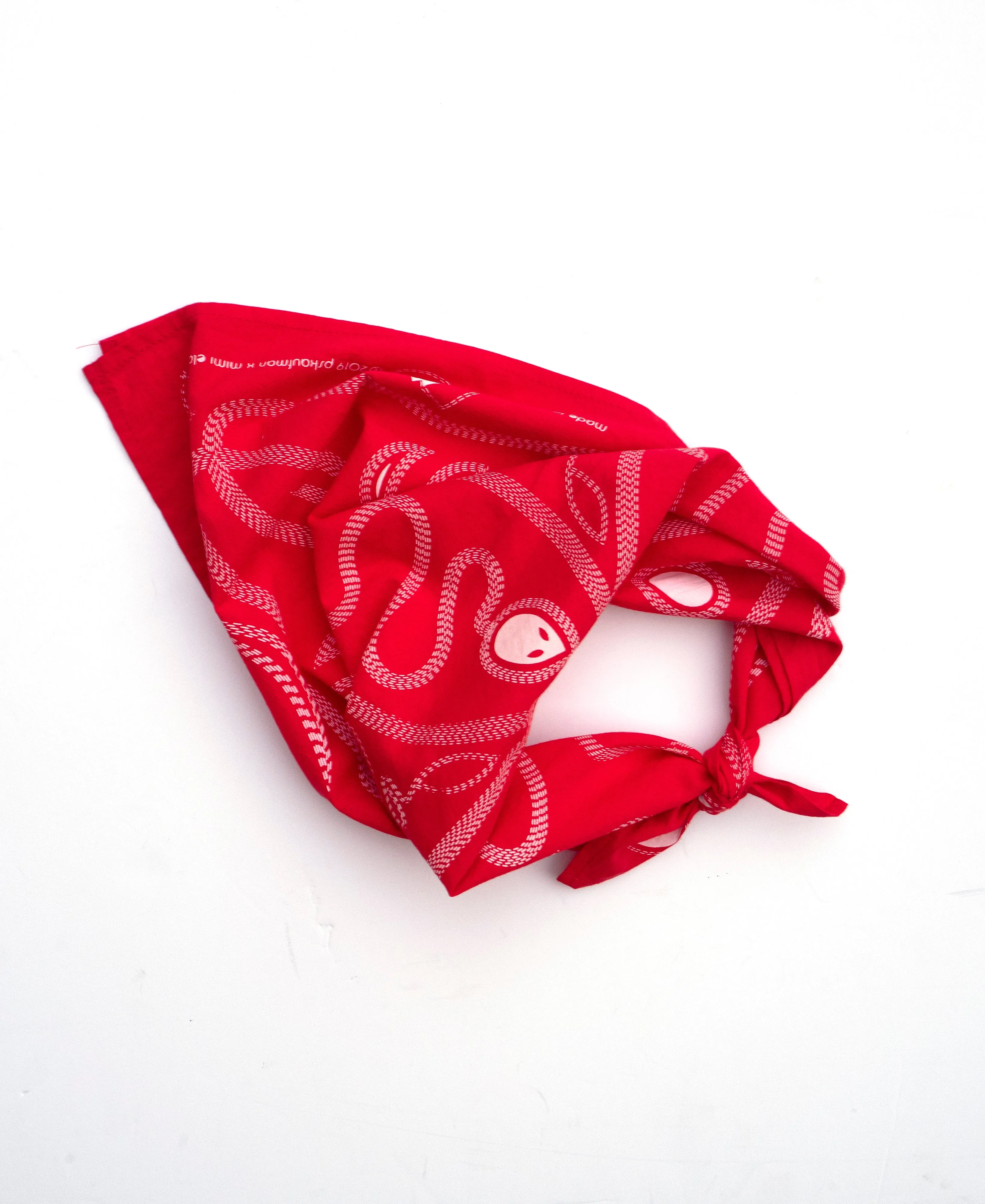 pskaufmanxME snakey bandana/white on red