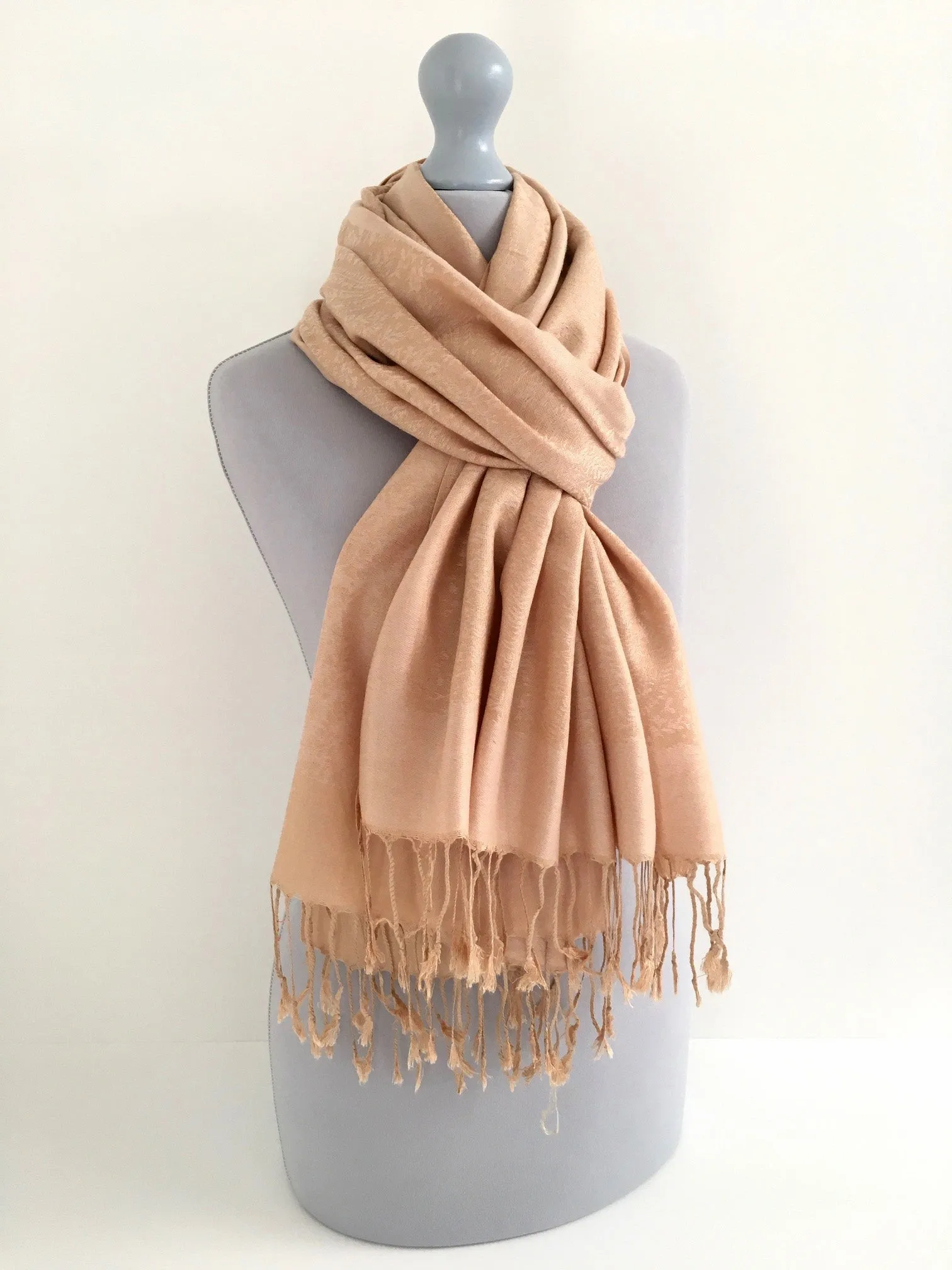 ROSE GOLD PAISLEY PRINT REVERSIBLE PASHMINA SHAWL SCARF