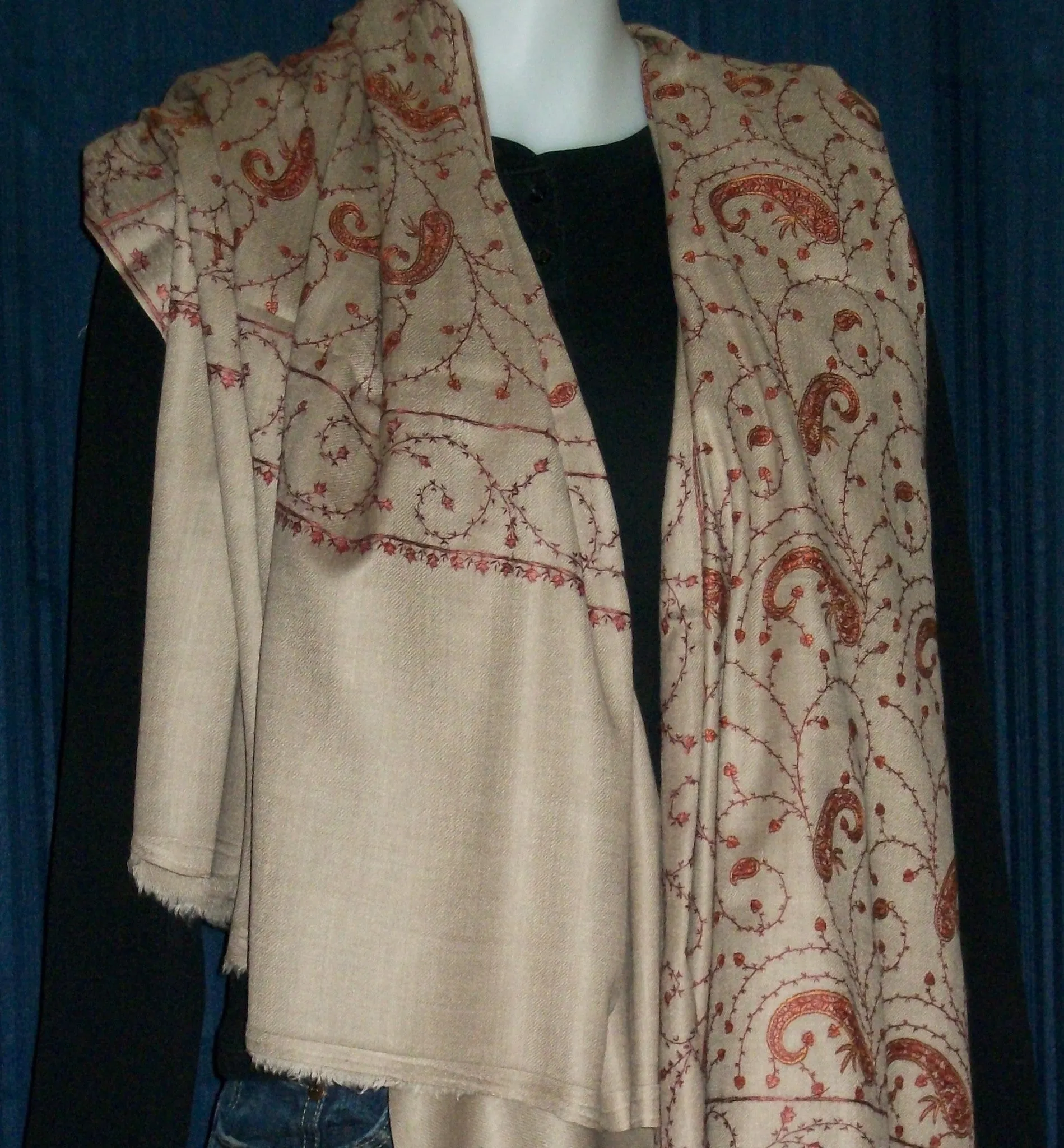 Shawl 1421 Beige Winter Shawl Wrap Original Kashmiri detail