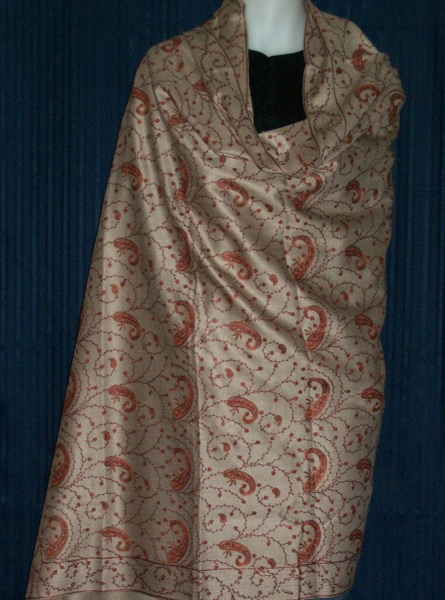 Shawl 1421 Beige Winter Shawl Wrap Original Kashmiri detail